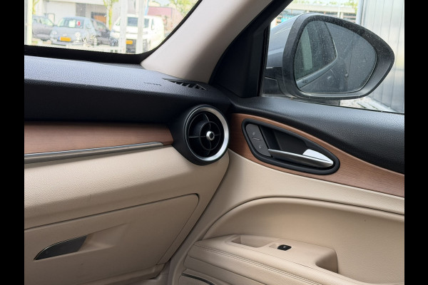 Alfa Romeo Stelvio 2.0 T AWD First Edition | Meer foto's volgen