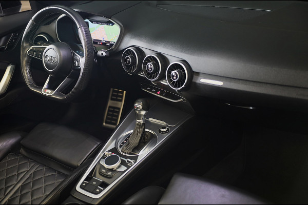 Audi TT Roadster 2.0 TFSI Quattro S Line / 230 PK / Virtual Cockpit / AUT / Navi / Camera / Ecc / Elek Pakket / Led / Pdc / 19 Inc