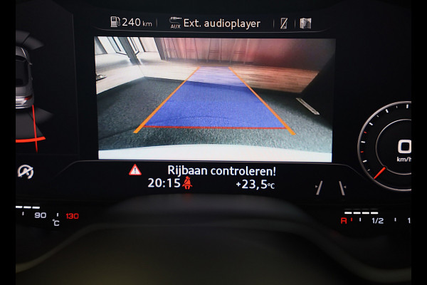 Audi TT Roadster 2.0 TFSI Quattro S Line / 230 PK / Virtual Cockpit / AUT / Navi / Camera / Ecc / Elek Pakket / Led / Pdc / 19 Inc