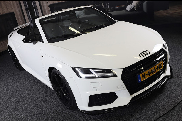 Audi TT Roadster 2.0 TFSI Quattro S Line / 230 PK / Virtual Cockpit / AUT / Navi / Camera / Ecc / Elek Pakket / Led / Pdc / 19 Inc