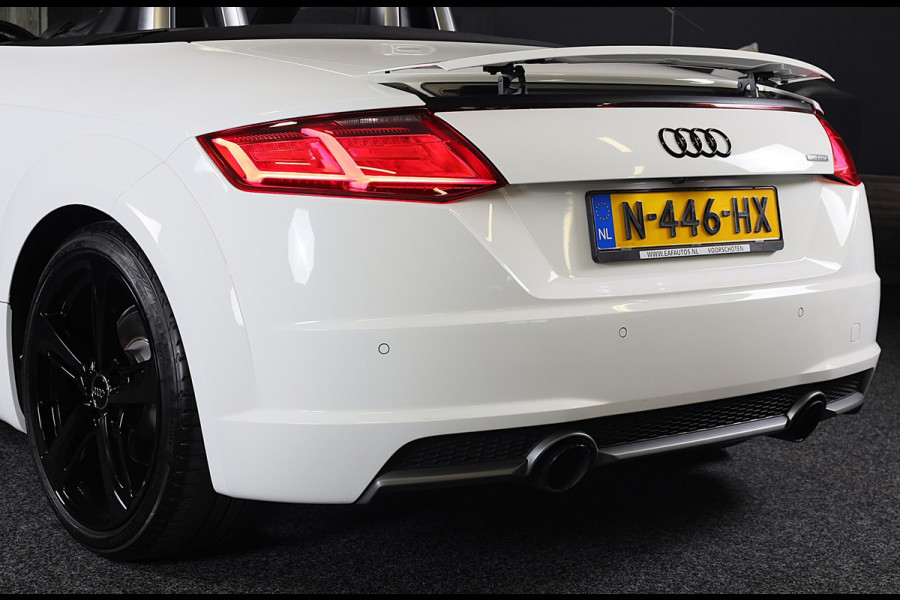 Audi TT Roadster 2.0 TFSI Quattro S Line / 230 PK / Virtual Cockpit / AUT / Navi / Camera / Ecc / Elek Pakket / Led / Pdc / 19 Inc