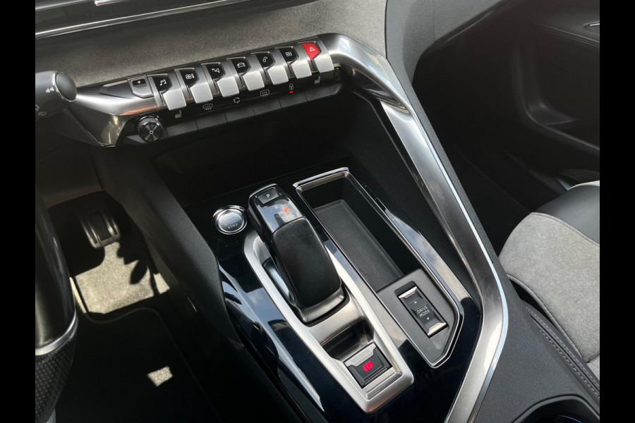 Peugeot 3008 1.6 HYbrid 225 GT | Plug-in Hybrid | Focal Audio | Rijklaar geleverd incl 12 maanden BOVAG garantie!