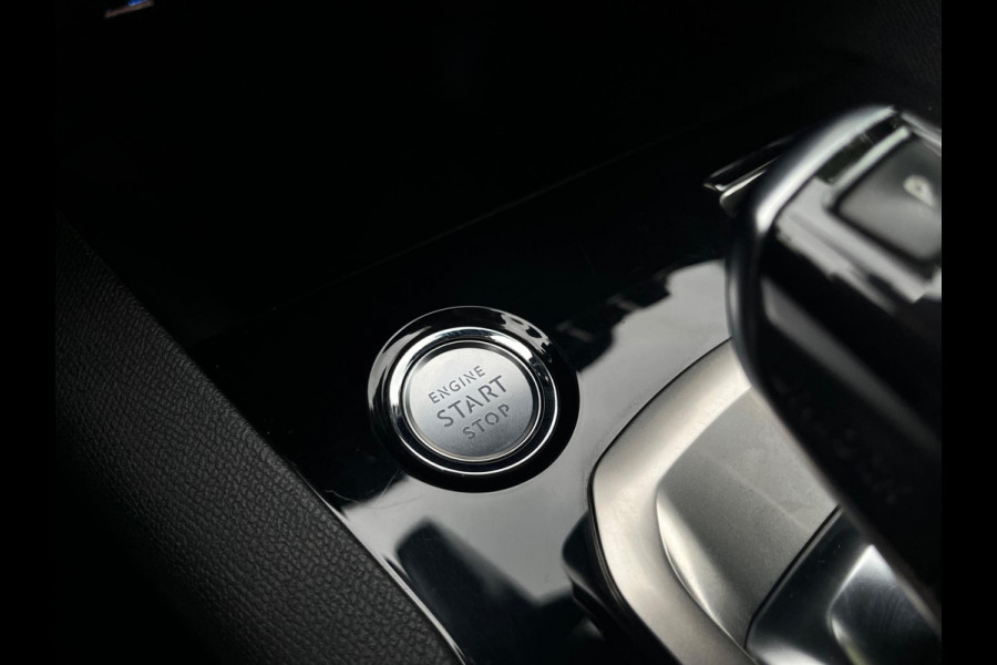 Peugeot 3008 1.6 HYbrid 225 GT | Plug-in Hybrid | Focal Audio | Rijklaar geleverd incl 12 maanden BOVAG garantie!
