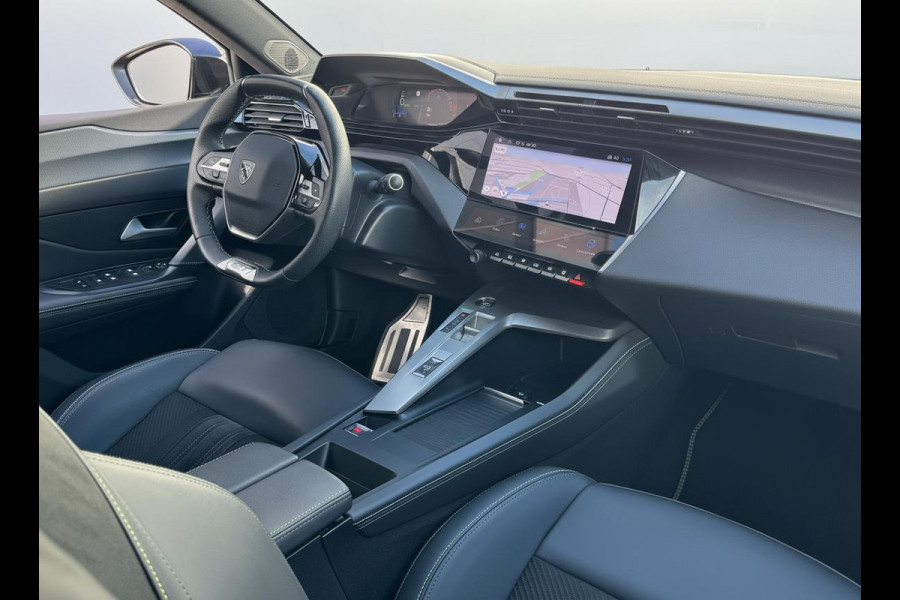 Peugeot 308 1.6 Plug-in Hybrid 225 GT | Massage | Stoelverw. | Rijklaar geleverd incl 12 maanden BOVAG garantie!