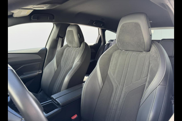 Peugeot 308 1.6 Plug-in Hybrid 225 GT | Massage | Stoelverw. | Rijklaar geleverd incl 12 maanden BOVAG garantie!