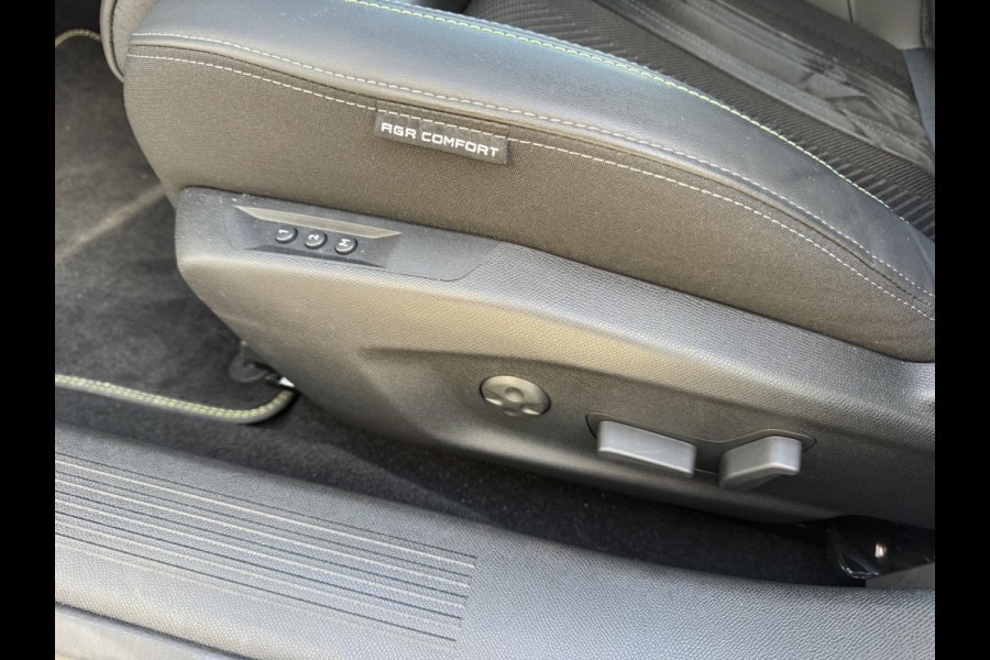 Peugeot 308 1.6 Plug-in Hybrid 225 GT | Massage | Stoelverw. | Rijklaar geleverd incl 12 maanden BOVAG garantie!
