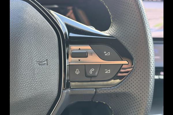 Peugeot 308 1.6 Plug-in Hybrid 225 GT | Massage | Stoelverw. | Rijklaar geleverd incl 12 maanden BOVAG garantie!