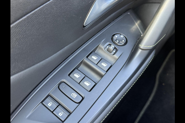 Peugeot 308 1.6 Plug-in Hybrid 225 GT | Massage | Stoelverw. | Rijklaar geleverd incl 12 maanden BOVAG garantie!