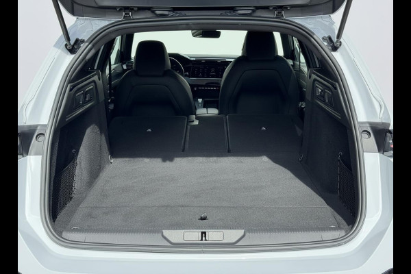 Peugeot 308 1.6 Plug-in Hybrid 225 GT | Massage | Stoelverw. | Rijklaar geleverd incl 12 maanden BOVAG garantie!