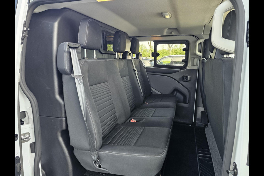 Ford Transit Custom 320 2.0 TDCI L2H1 Limited DC | 170pk Automaat | Dubbele Cabine | Trekkhaak | Dubbele Schuifdeur | Camare | Stoelverwarming
