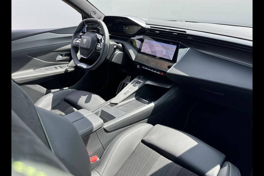 Peugeot e-408 GT Avantage 58 kWh | Warmtepomp | Pano | Massage | Stoelverw | 360 camera