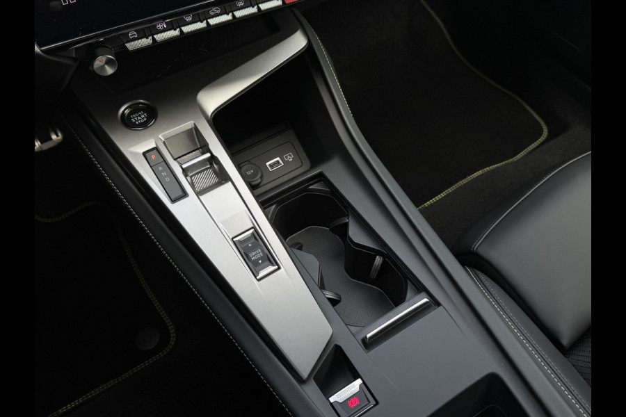 Peugeot e-408 GT Avantage 58 kWh | Warmtepomp | Pano | Massage | Stoelverw | 360 camera
