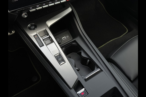 Peugeot e-408 GT Avantage 58 kWh | Warmtepomp | Pano | Massage | Stoelverw | 360 camera