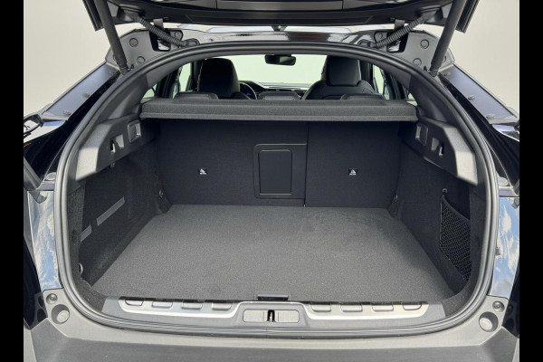 Peugeot e-408 GT Avantage 58 kWh | Warmtepomp | Pano | Massage | Stoelverw | 360 camera