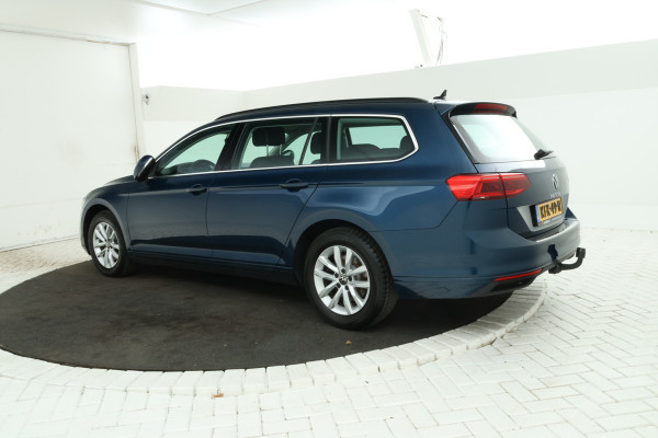 Volkswagen Passat Variant 1.6 TDI Elegance Business R Automaat, Navigatie, Apple carplay, Climate,