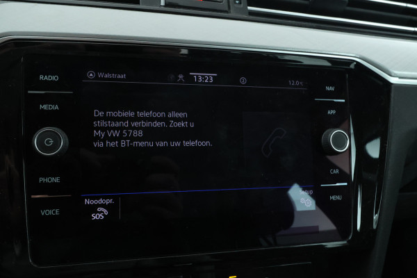 Volkswagen Passat Variant 1.6 TDI Elegance Business R Automaat, Navigatie, Apple carplay, Climate,