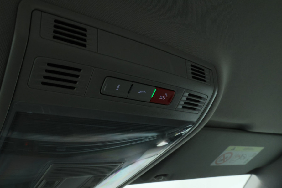 Volkswagen Passat Variant 1.6 TDI Elegance Business R Automaat, Navigatie, Apple carplay, Climate,