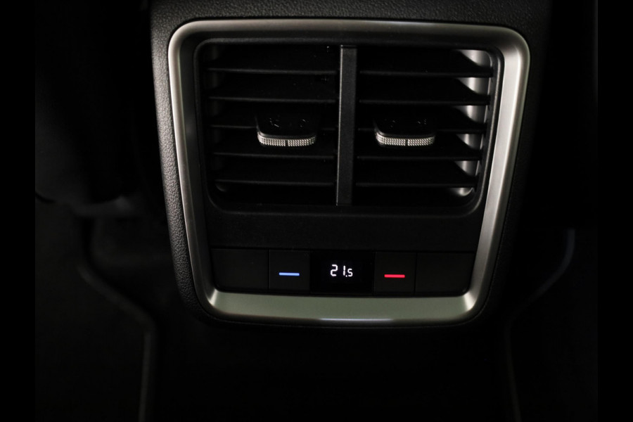 Škoda Enyaq 85 Sportline 286pk | Panoramadak | 20 inch | Sportstoelen | Adaptive Cruise | Blind Spot