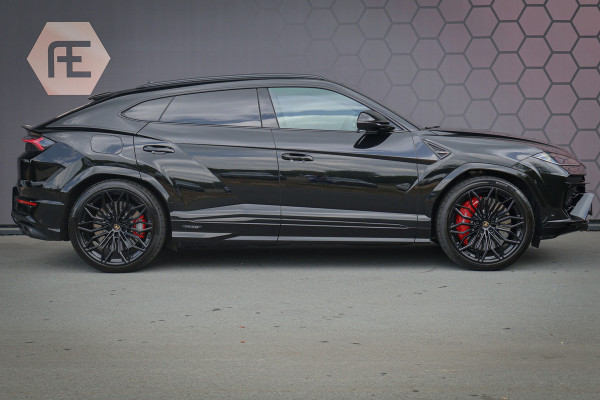 Lamborghini Urus 4.0 V8 Hybrid SE | ACC | MASSAGE | STOELVERWARMING & VERKOELING | B&O 3D | TREKHAAK | HEAD UP | 360 CAMERA |