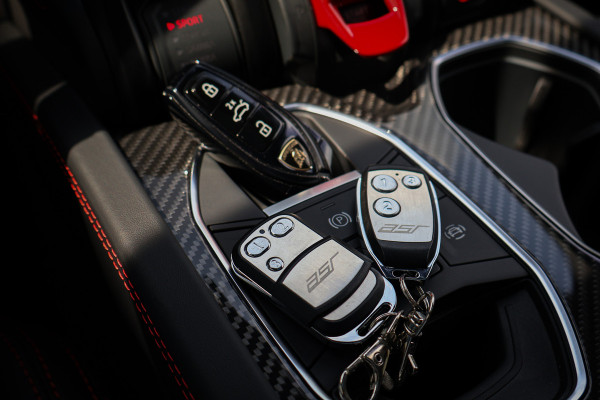 Lamborghini Urus 4.0 V8 Hybrid SE | ACC | MASSAGE | STOELVERWARMING & VERKOELING | B&O 3D | TREKHAAK | HEAD UP | 360 CAMERA |