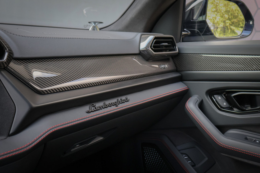 Lamborghini Urus 4.0 V8 Hybrid SE | ACC | MASSAGE | STOELVERWARMING & VERKOELING | B&O 3D | TREKHAAK | HEAD UP | 360 CAMERA |