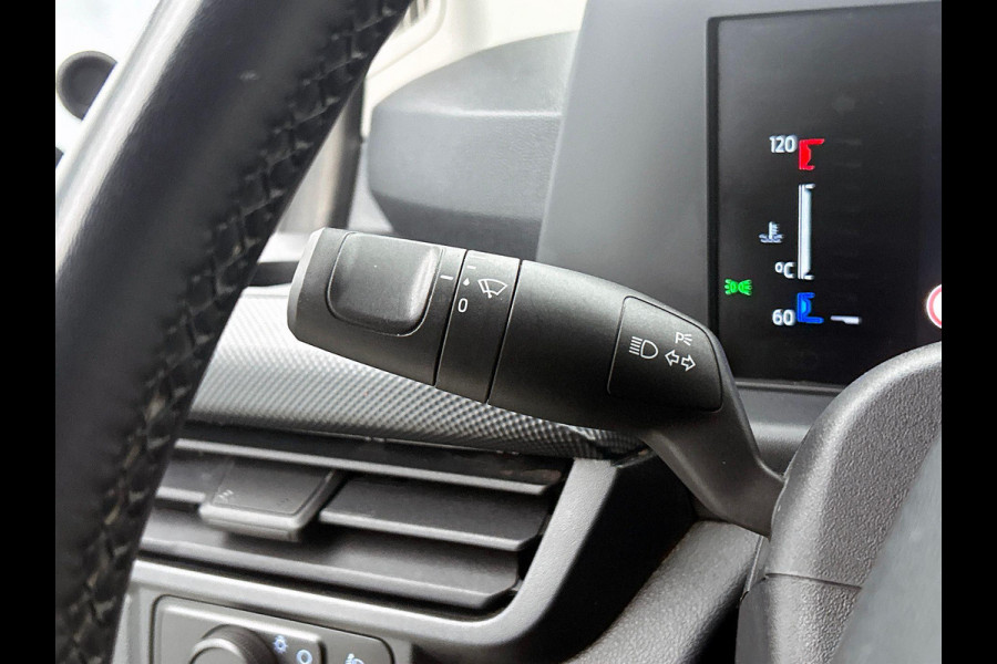 Ford Transit Custom 280 2.0 TDCI L1H1 Trend Navi Cruise Camera Parkeersensoren Trekhaak