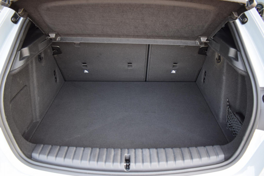 BMW 1-serie 120 | M-Sport | Sportstoelen | CarPlay | Stoelverwarming