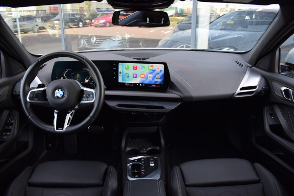 BMW 1-serie 120 | M-Sport | Sportstoelen | CarPlay | Stoelverwarming