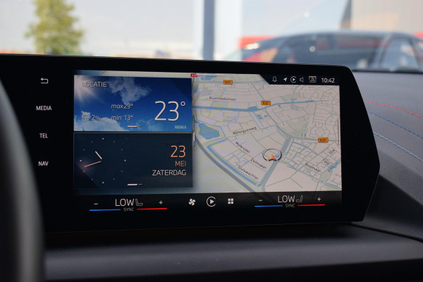 BMW 1-serie 120 | M-Sport | Sportstoelen | CarPlay | Stoelverwarming