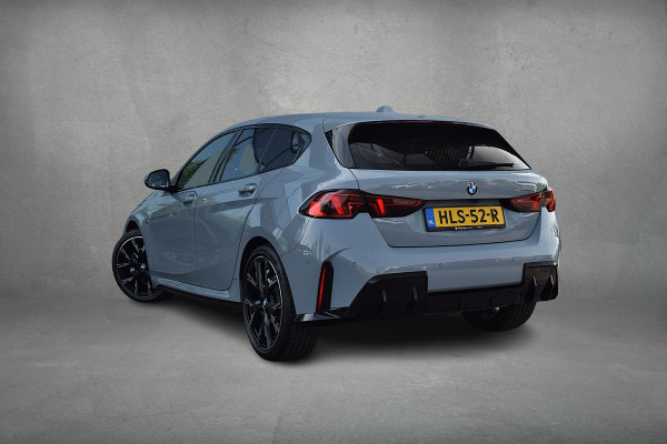 BMW 1-serie 120 | M-Sport | Sportstoelen | CarPlay | Stoelverwarming