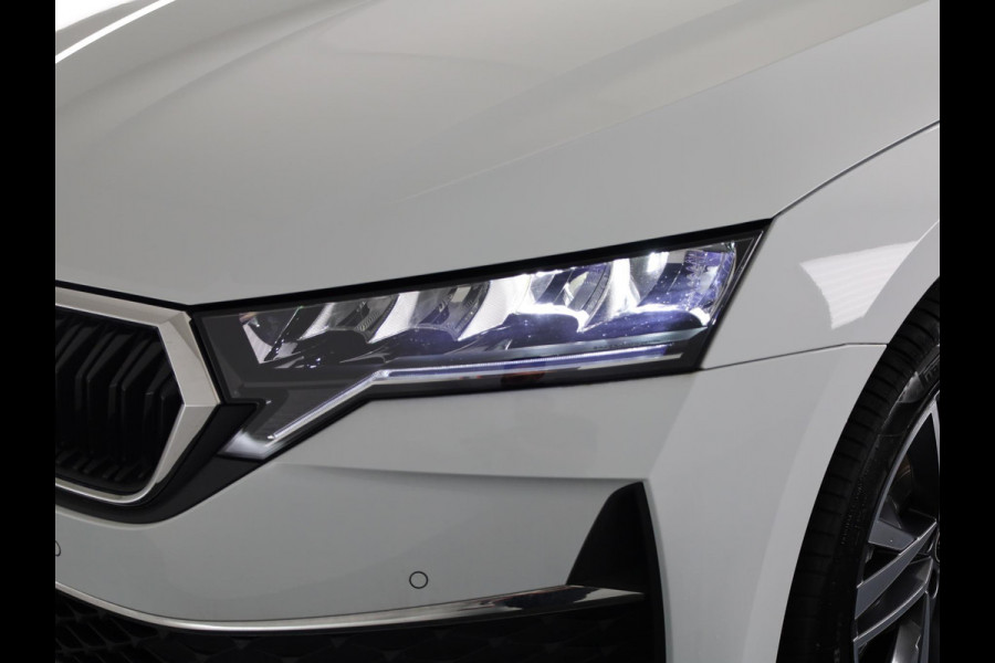 Škoda Octavia Combi Business Edition Plus m-HEV 1.5 TSI 115 pk 7 versn. DSG | Winter pakket | Lichtmetalen velgen 18 inch Lerna Antraciet