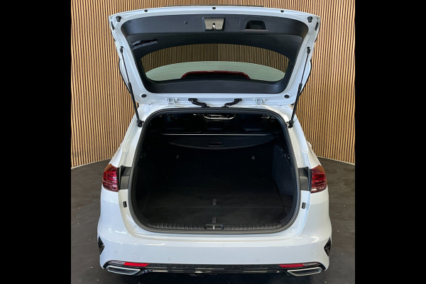 Kia Ceed Sportswagon 1.4 T-GDi GT-Line|141PK|AUTOMAAT|AFN.TREKHAAK|ACC|PANO|DIGITAL COCKPIT|CARPLAY|CAMERA|STOEL+STUURVERW|NAP|NL|