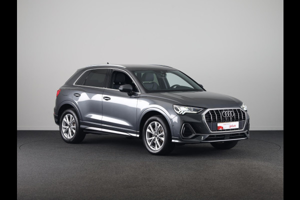 Audi Q3 45 TFSI e S edition 245pk | Navigatie | Keyless entry | Parkeercamera |  S-line interieur | Stoelverwarming | Verlengde garantie