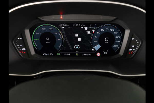 Audi Q3 45 TFSI e S edition 245pk | Navigatie | Keyless entry | Parkeercamera |  S-line interieur | Stoelverwarming | Verlengde garantie