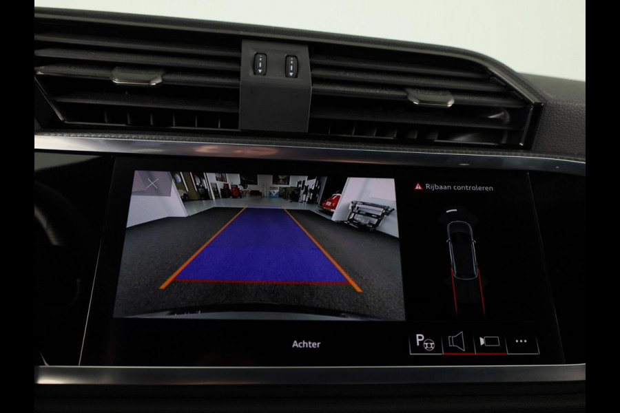 Audi Q3 45 TFSI e S edition 245pk | Navigatie | Keyless entry | Parkeercamera |  S-line interieur | Stoelverwarming | Verlengde garantie