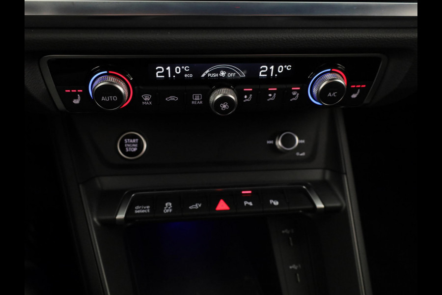 Audi Q3 45 TFSI e S edition 245pk | Navigatie | Keyless entry | Parkeercamera |  S-line interieur | Stoelverwarming | Verlengde garantie