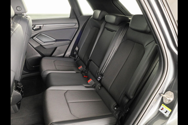 Audi Q3 45 TFSI e S edition 245pk | Navigatie | Keyless entry | Parkeercamera |  S-line interieur | Stoelverwarming | Verlengde garantie