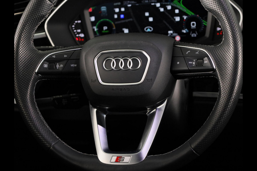 Audi Q3 45 TFSI e S edition 245pk | Navigatie | Keyless entry | Parkeercamera |  S-line interieur | Stoelverwarming | Verlengde garantie