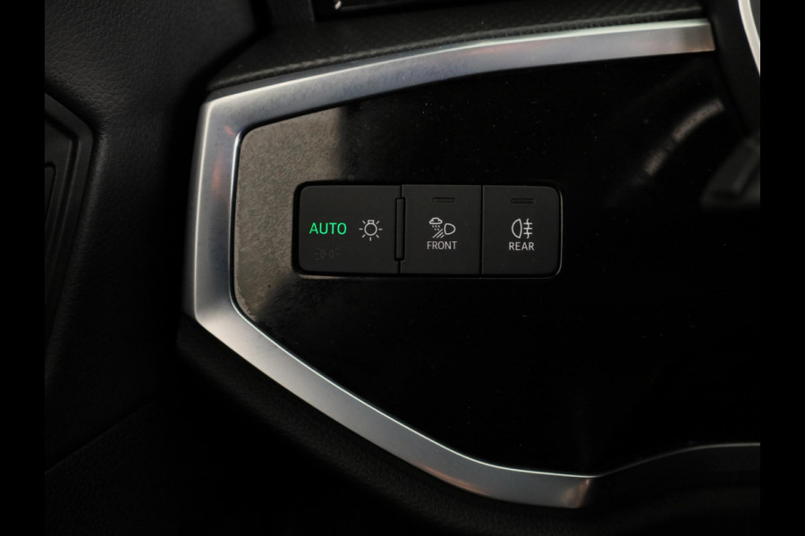 Audi Q3 45 TFSI e S edition 245pk | Navigatie | Keyless entry | Parkeercamera |  S-line interieur | Stoelverwarming | Verlengde garantie