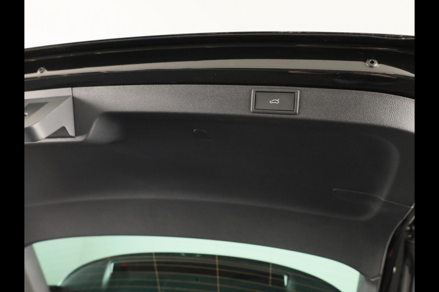 Škoda Octavia Combi Sportline Business m-HEV 1.5 TSI 150 pk DSG-7 | Navigatie pakket | Trekhaak wegklapbaar