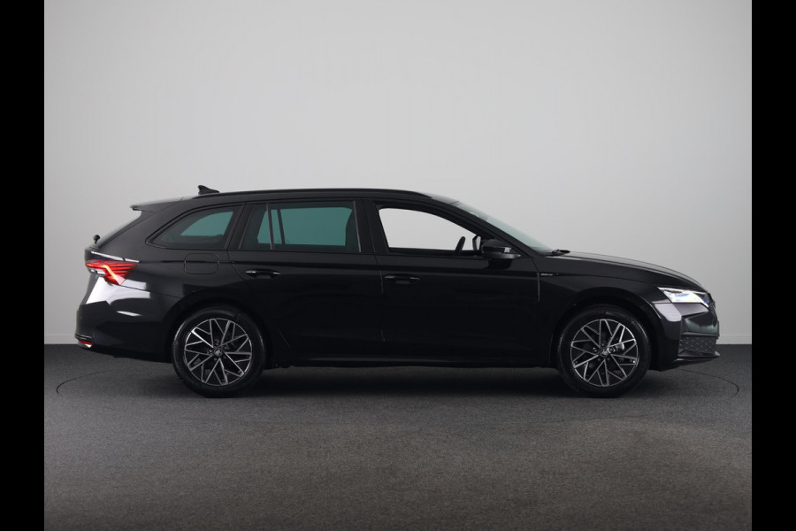 Škoda Octavia Combi Sportline Business m-HEV 1.5 TSI 150 pk DSG-7 | Navigatie pakket | Trekhaak wegklapbaar