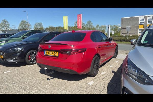 Alfa Romeo Giulia 2.0T 200pk | Trekhaak | 1.600kg Trekgewicht | Navigatie
