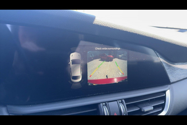 Alfa Romeo Giulia 2.0T 200pk | Trekhaak | 1.600kg Trekgewicht | Navigatie