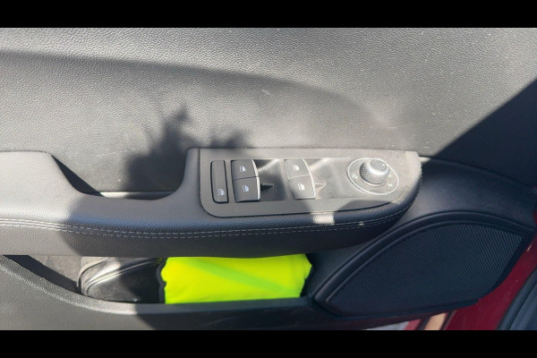Alfa Romeo Giulia 2.0T 200pk | Trekhaak | 1.600kg Trekgewicht | Navigatie