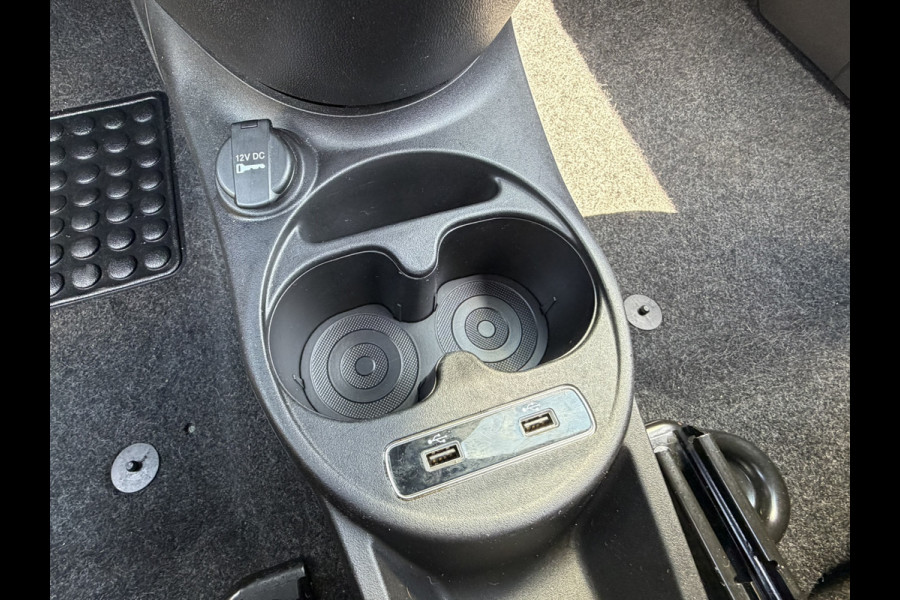 Fiat 500 1.0 Hybrid Cult | Apple carplay/Android auto | PDC achter | Airco | Cruise control