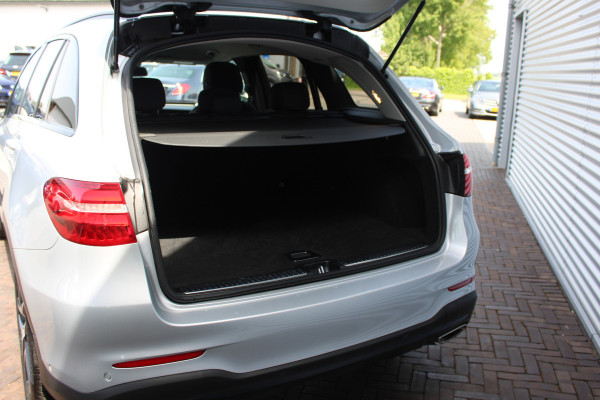 Mercedes-Benz GLC 250 4MATIC Business Solution AMG night pakket
