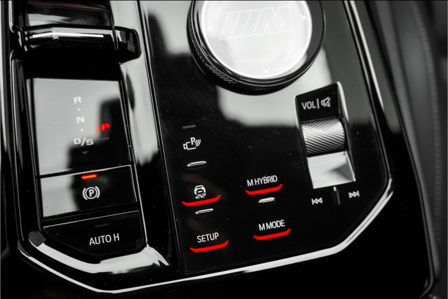BMW 5 Serie Touring M5 CoPilot Iconic Glow B&W Frozen Black Trekhaak