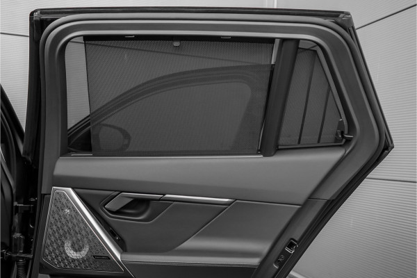 BMW 5 Serie Touring M5 CoPilot Iconic Glow B&W Frozen Black Trekhaak