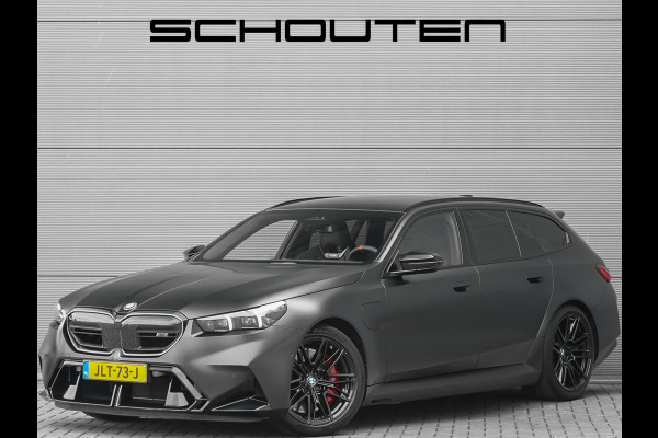 BMW 5 Serie Touring M5 CoPilot Iconic Glow B&W Frozen Black Trekhaak