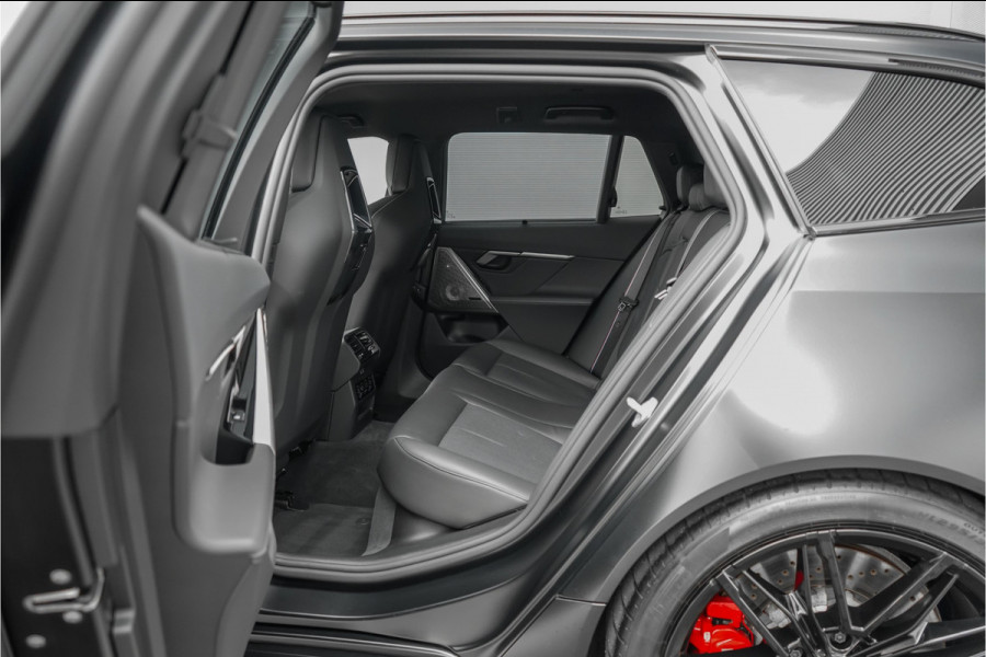 BMW 5 Serie Touring M5 CoPilot Iconic Glow B&W Frozen Black Trekhaak